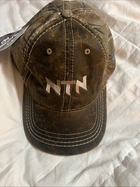 RealTree NTN Embroidered Distressed Camouflage Baseball Cap - Brown/Green